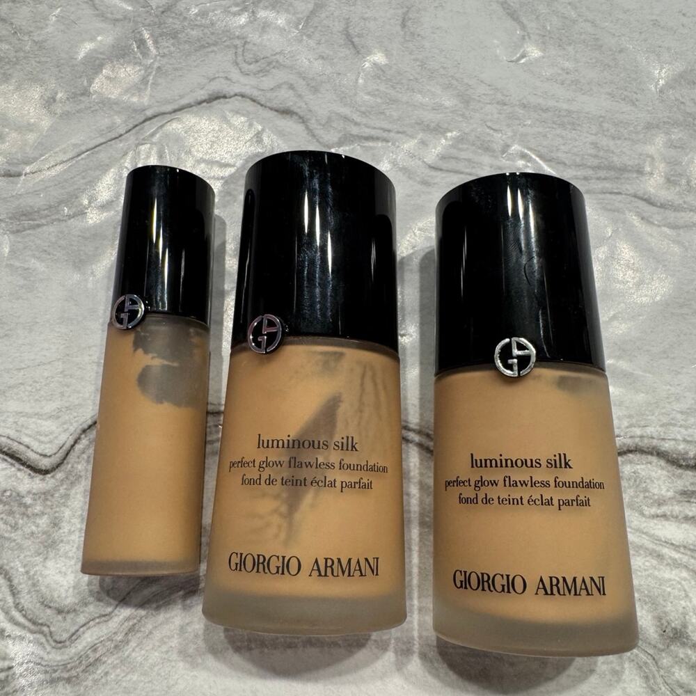 Giorgio Armani Luminous Silk Foundation and Concealer Bundle